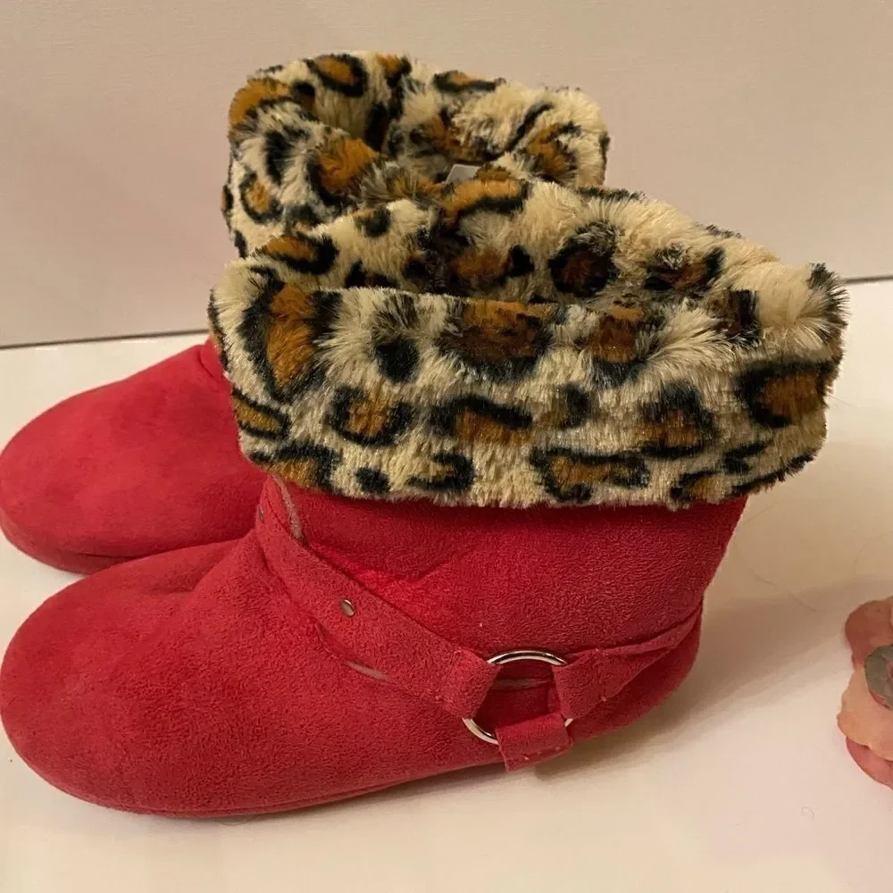 Sweet Girls winter Cheetah Print Boots Size  7-8